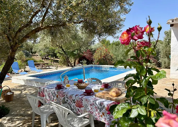Tradicional Casa De Campo Andaluza Con Piscina Privada